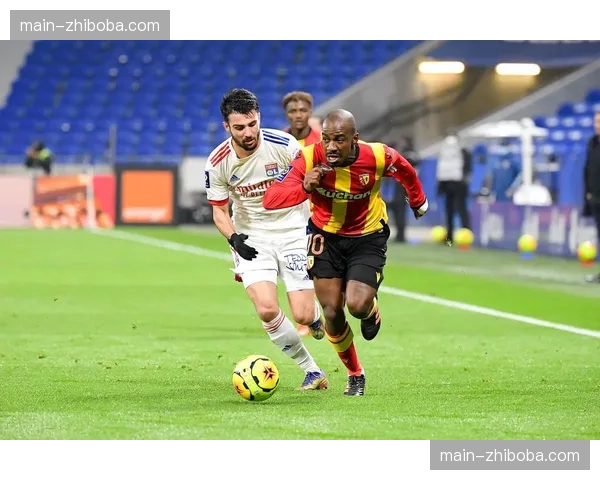 半场战报：雷恩vs朗斯，上半场两队合计高强度跑距离创本月新高